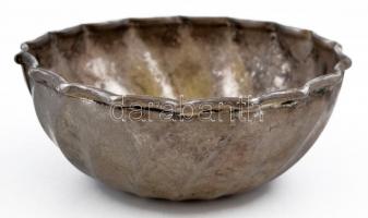 1989 Osztrák magyar lovasverseny díja. Alpakka tálka, plakettel. d:14 cm