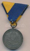 1941. "Délvidéki Emlékérem" cink emlékérem mellszalaggal. Szign.: BERÁN L. T:2
Hungary 19...
