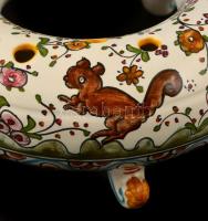 Portugál kerámia füstölő tartó kézzel festett, XVI. sz-i díszítéssel d:17 cm