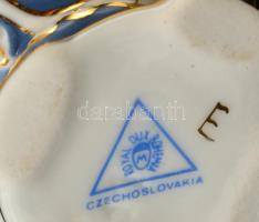 3 db kézzel festett porcelán tételben