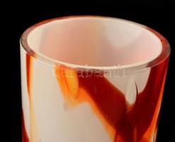 Több rétegű, több színű üvegváza. egy mininális lepattanással m: 21 cm