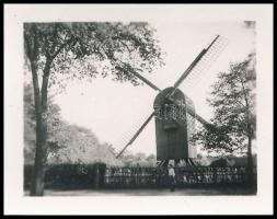 Szélmalmok, 1 db vintage negatív (6x6 cm) a kecskeméten felépített, rekonstruált szélmalomról (cca 1...