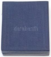 1974. "Ganz Műszer Művek 1949-1974" Br plakett eredeti dísztokban (63x95mm) T:1-