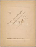 cca 1924 Katonák és egyenruhák, 2 db vintage fotó, az egyik feliratozva, 15,5x11 cm és 16,5x22,5 cm,...