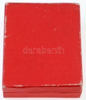 1953. "Sztahanovista" zománcozott fém kitüntetés, hátlapon gravírozott "M/87" so...