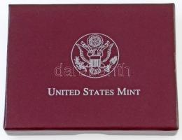 Amerikai Egyesült Államok 1990. 1/2$ Cu-Ni "Atlanta Olimpia / Kosárlabda" dísztokban T:PP
...