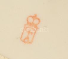 2 db porcelán szíveske. Zsolnay, hajszálrepedéssel, 9 cm, Kéményseprős. Jelzett, hibátlan, 11 cm