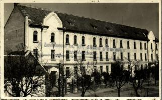 1943 Beszterce, Bistritz, Bistrita; M. kir. állami gimnázium tanulóotthona / boarding school. Foto Kuales photo (Rb)