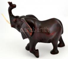 Afrikai elefánt szobor. Faragott fa. m:25 cm