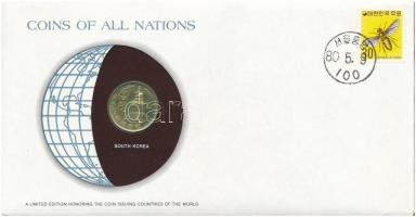 Dél-Korea 1979. 10W Nemzetek pénzérméi felbélyegzett borítékban, bélyegzéssel T:1  South Korea 1979. 10 Won Coins of all Nations in envelope with stamp and stamping C:UNC
