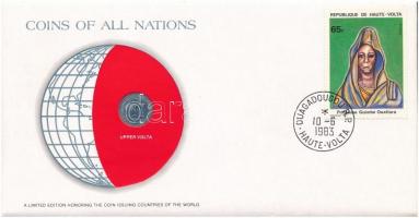 Felső Volta 1982. 1Fr Nemzetek pénzérméi felbélyegzett borítékban, bélyegzéssel T:1-  Upper Volta 1982. 1 Franc Coins of all Nations in envelope with stamp and stamping C:AU