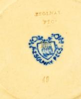 Zsolnay tulipán mintás csészealj, kézzel festett, mázas porcelán fajansz, apró lepattanással, d:17,5...