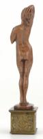 Jelzés nélkül: Női akt figura. Bronz, réz talapzaton, m: 20 cm
