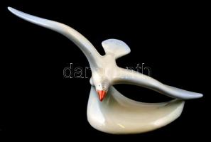 Drasche porcelán sirály, kézzel festett, jelzett, m: 8 cm, h: 16 cm.