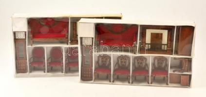 2 csomagnyi, összesen 20 db baba bútor jó állapotban, fából