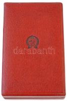 1954. "Szocialista Munkáért Érdemérem" zománcozott fém kitüntetés mellszalagon, dísztokban...