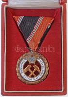 1956. Bányász Szolgálati Érdemérem bronz fokozata zománcozott Br kitüntetés dísztokban T:2  NMK.: 669.