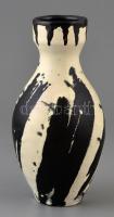 Gorka Lívia (1925-2011): Fekete-fehér váza. Festett mázas kerámia, jelzett, apró kopásnyomokkal, m:19 cm