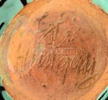 Gorka Lívia (1925-2011): Kaspó. Festett mázas kerámia, jelzett, ragasztott, m: 11 cm, d:14 cm