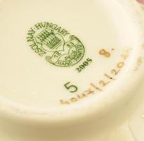 Zsolnay virágmintás porcelán váza, kézzel festett, jelzett, hibátlan, m: 8 cm