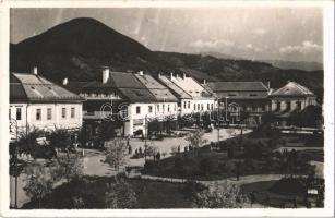 1940 Nagybánya, Baia Mare; Fő tér, üzletek / main square, shops. photo + 1940 Kolozsvár visszatért So. Stpl