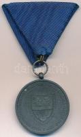 1940. "Erdélyi részek felszabadulásának emlékére" cink emlékérem eredeti mellszalaggal. Sz...