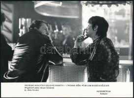 Kovácsi János: Megfelelő ember kényes feladatra c. film 7 db filmfotó 18x13 cm