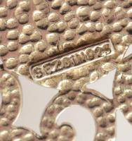 Ezüst(Ag) vastag kígyó nyaklánc, áttört csepp medállal, jelzett, h: 60 cm, 5,2×2,4 cm, nettó: 20,4 g