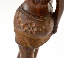 Egzotikus akt, faragott fa, hajszál repedéssel, m:26,5 cm