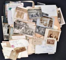 Zsidó család dokumentumhagyatéka, néhány munkaszolgálattal kapcsolatos irat, több száz irat összesen