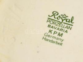 Royal KPM váza, biszkvit porcelán, tetején kopással, jelzett, m: 18,5 cm