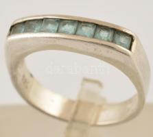 Ezüst(Ag) kék kövekkel díszített gyűrű, jelzett, méret: 55, bruttó: 3,2 g