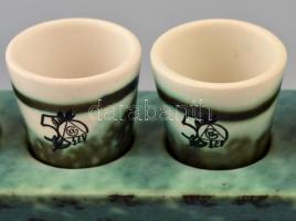 Gorka Géza (1894-1971): Pálinkás készlet 6 db + tálca 33 cm Kézzel festett mázas kerámia, jelzett, h...