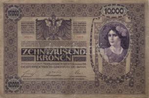 1918. 10.000K piros "Magyarország" körbélyegzővel T:II/III+