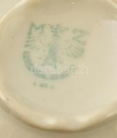 MZ porcelán kávés készlet, 6 db csésze + alj, cukortartó tetővel, tejkiöntő, kávéskanna tetővel, mat...