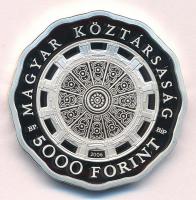 2006. 5000Ft Ag "Esztergomi bazilika" tanúsítvánnyal T:PP 
Adamo EM205
