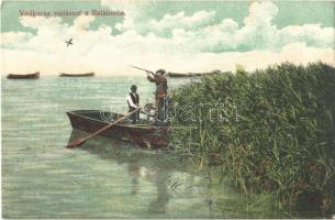 1907 Balaton, Vadkacsa vadászat a Balatonon. Divald Károly 1063.