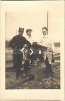 1929 Hegyeshalom, vasúti váltókezelők. photo