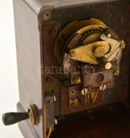 Régi villanyóra, hiányos, 14×10×7 cm