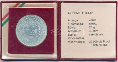 1984. 500Ft Ag "Nők évtizede" eredeti tokban, tanúsítvánnyal T:BU 
Adamo EM77