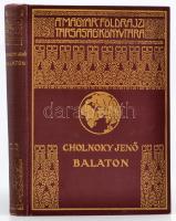 Cholnoky Jenő: Balaton. Magyar Földrajzi Társaság Könyvtára. Bp.,[1937],Franklin, 191+1 p.+24 t.(fekete-fehér fotók.) Kiadói dúsan aranyozott egészvászon sorozatkötésben, a gerincen kopásnyomokkal. + 1913 Tihanyi félsziget térképe, rajzolta: Nazimeczki László. Bp., Kellner és Mohrüder-ny., a szélein picit körbevágott, 27x21 cm +cca 1926 Balaton térkép, 1: 200.000. Bp., M. Kir. Állami Térképészet,a szélein vágott, 26x44 cm