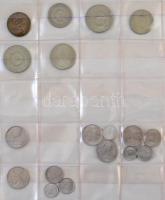 ~470db vegyes külföld fémpénz albumba rendezve, 15db ezüstérmével, közte Amerikai Egyesült Államok, ...