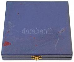 Csíkszentmihályi Róbert (1940-) 1975. "Egymillió hektár erdősítésében végzett kiemelkedő munkáé...