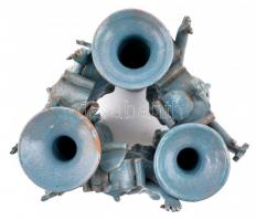 Csavlek Etelka (1947-): Angyalkás gyertyatartó. Festett mázas kerámia, jelzett, mázkopásokkal, készí...