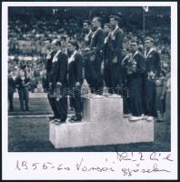 Zarándi László (1929-) olimpiai bronzérmes, és Európa bajnok atléta aláírása egy őt ábrázoló fotón, a fotó utólagos előhívás, 10x10 cm