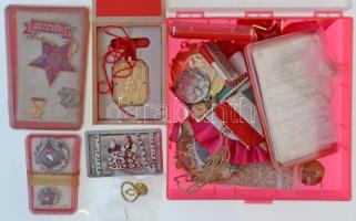 Kisdoboznyi vegyes jelvény és kitüntetés tétel a szocialista időszakból T:vegyes, több sérült