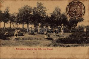 Mandarinen Grab in der Nähe von Kaumi / Mandarin Chinese cemetery, tombs (fl)