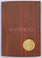 Amerikai Egyesült Államok 1971S 1$ Ag "Eisenhower" karton dísztokban T:PP
USA 1971S 1 Dol...