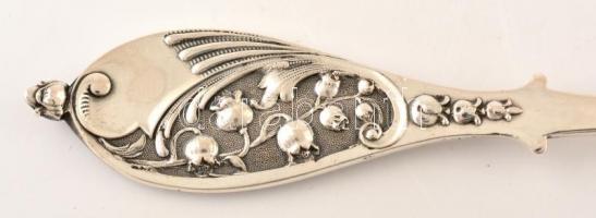 cca 1910 Ezüst(Ag) szecessziós habos kanál, jelzett, h: 19,5 cm, nettó: 49,5 g