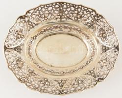 Ezüst(Ag) áttört Hildesheim rózsás ovális tál, jelzett, 17×13,5 cm, nettó: 106,4 g